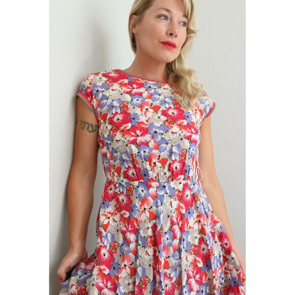 1990's Vintage Spring Selbone Florals Dress Women's XS SM ~ Feminine Day Midi - Picture 2 of 10